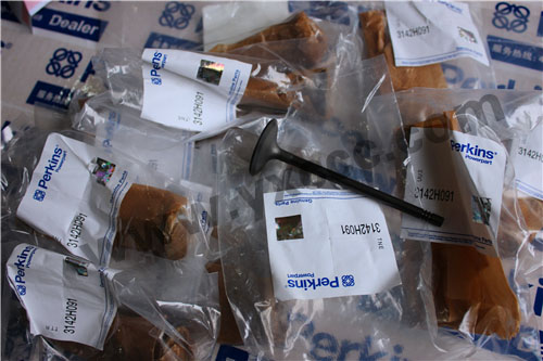 柴油機(jī)1206E配件銷(xiāo)售中心油底殼墊、T414441壓縮機(jī)、氣門(mén)、搖臂軸(1200)